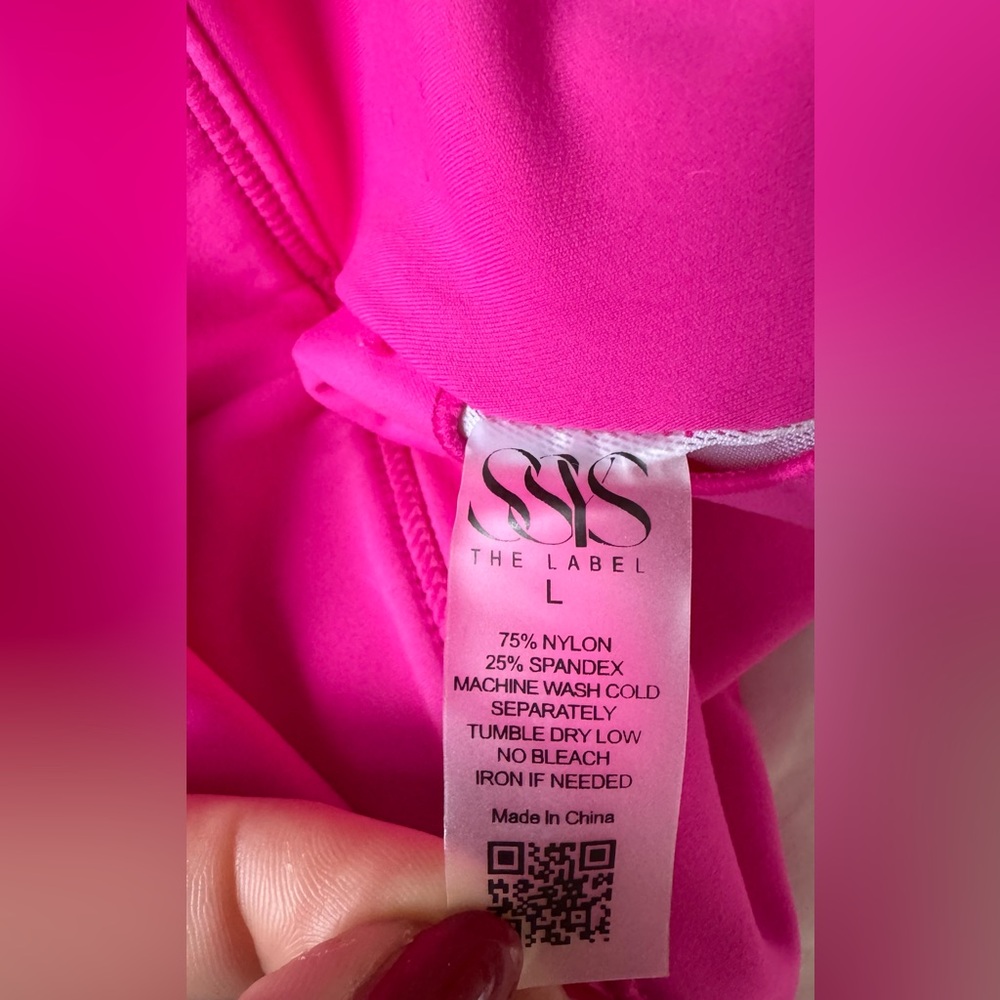 EUC SSYS Pink Open Back Sports Bra - Picture 4 of 4